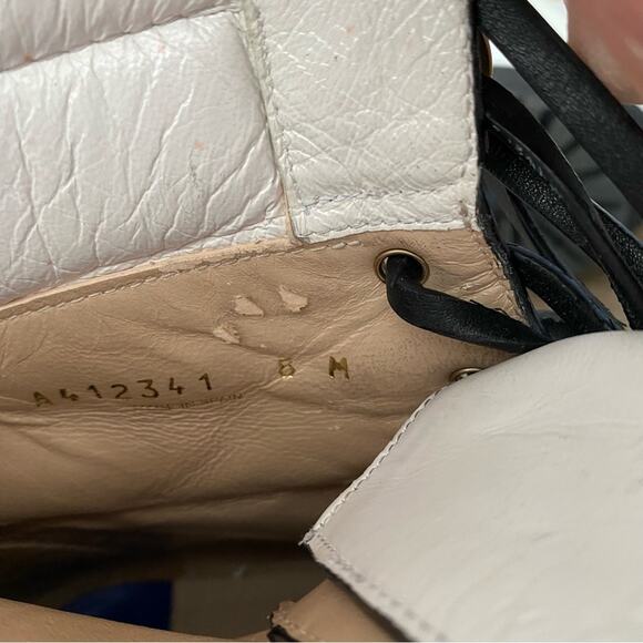 Stuart Weitzman Lexy Round Toe Leather Lace Up Moto Combat Ankle Boots size 8 - Picture 15 of 15